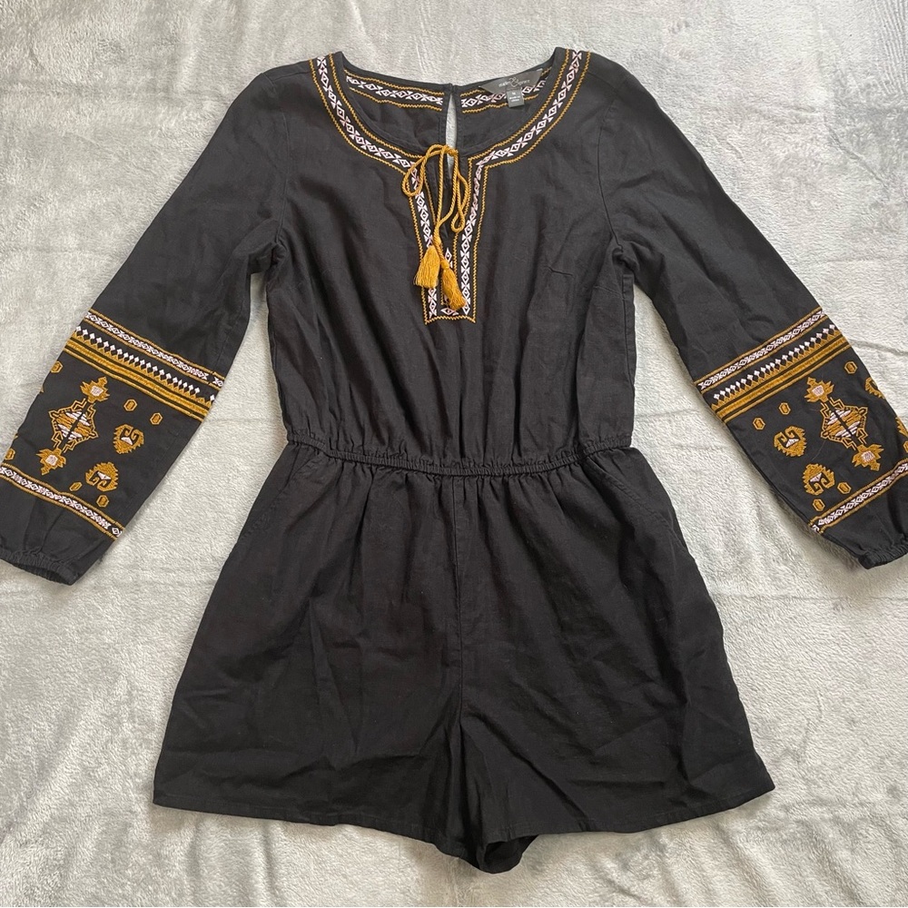 Market & Spruce Romper Medium Linen Blend Moroccan Black Embroidered Tassel